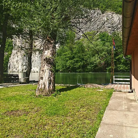 Ambijent House Holiday home Ovcar Banja